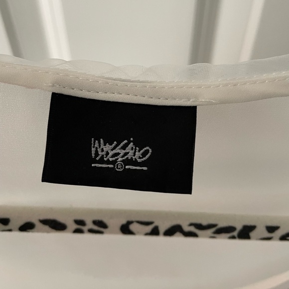 Off white sheer top by Mossimo - Picture 2 of 7